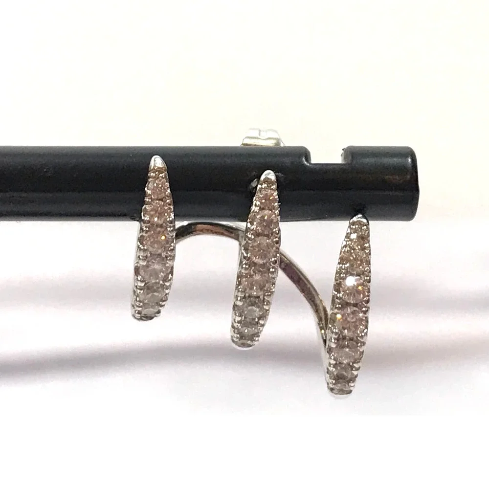 Unbranded trendy claws